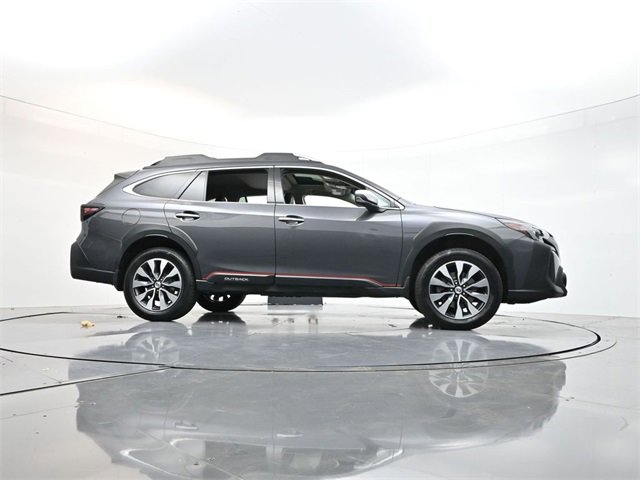 Used 2023 Subaru Outback Touring image 33