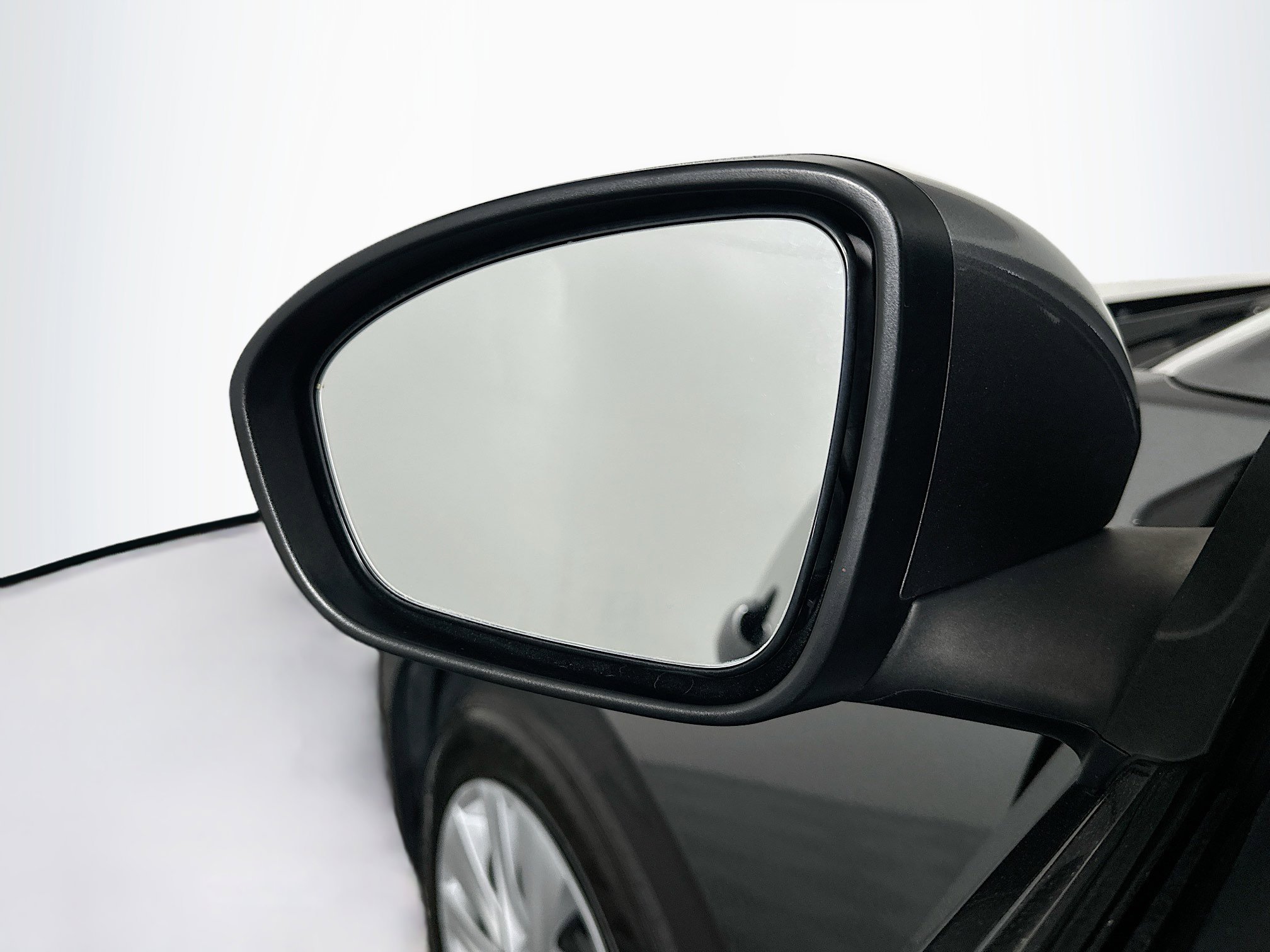 Used 2025 Nissan Sentra S image 16