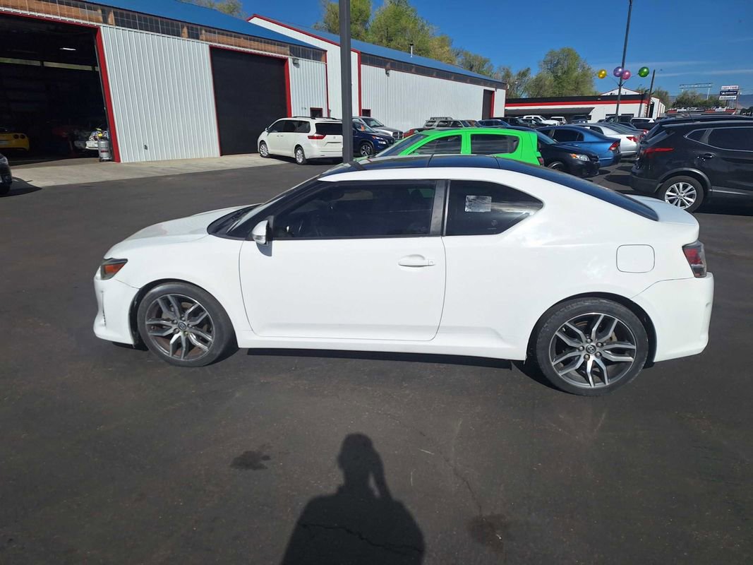 Used 2014 Scion tC image 5