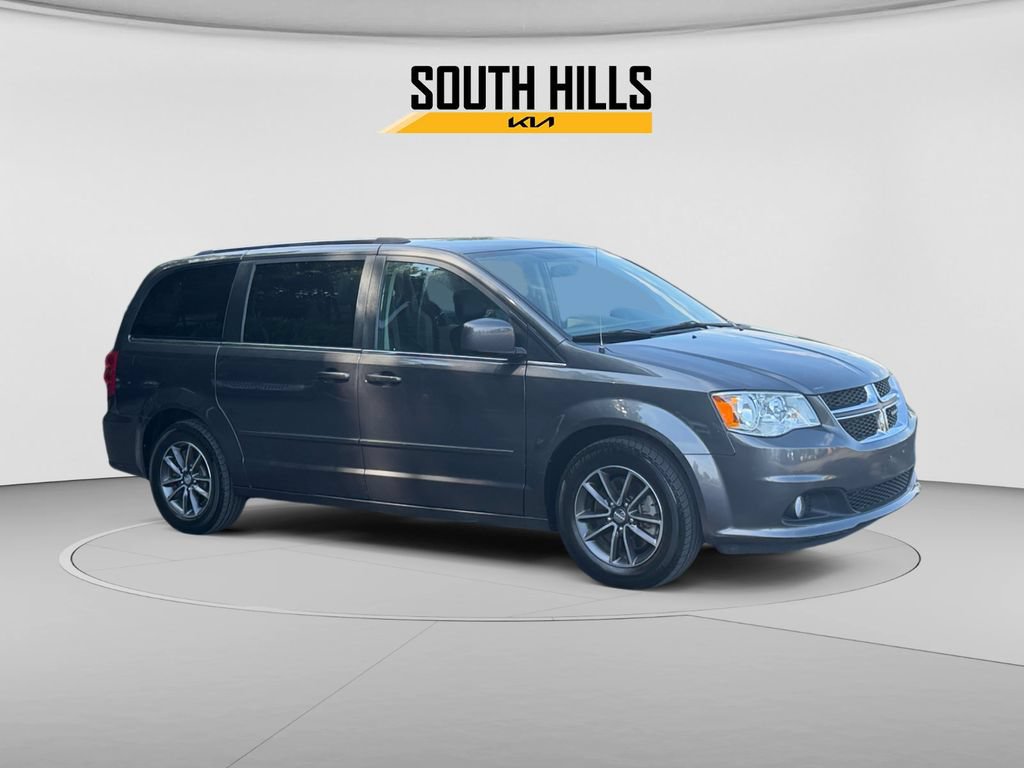 Used 2016 Dodge Grand Caravan SXT FWD image 7