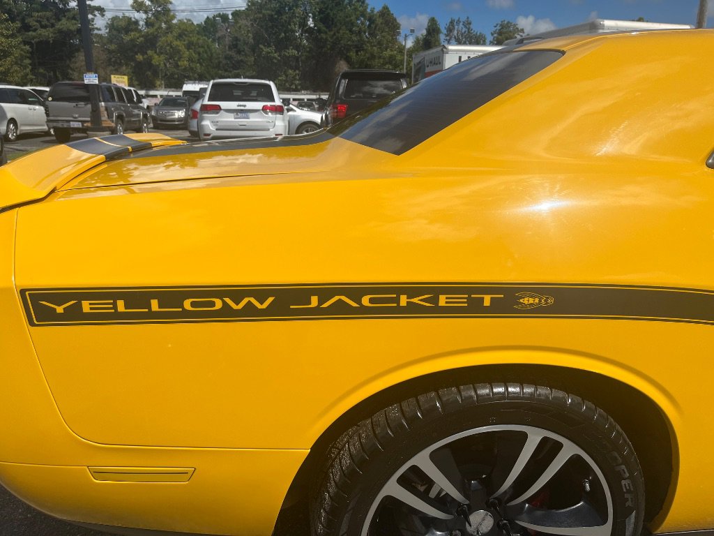 Used 2012 Dodge Challenger SRT8 Yellow Jacket w/ Premium Sound Group image 5