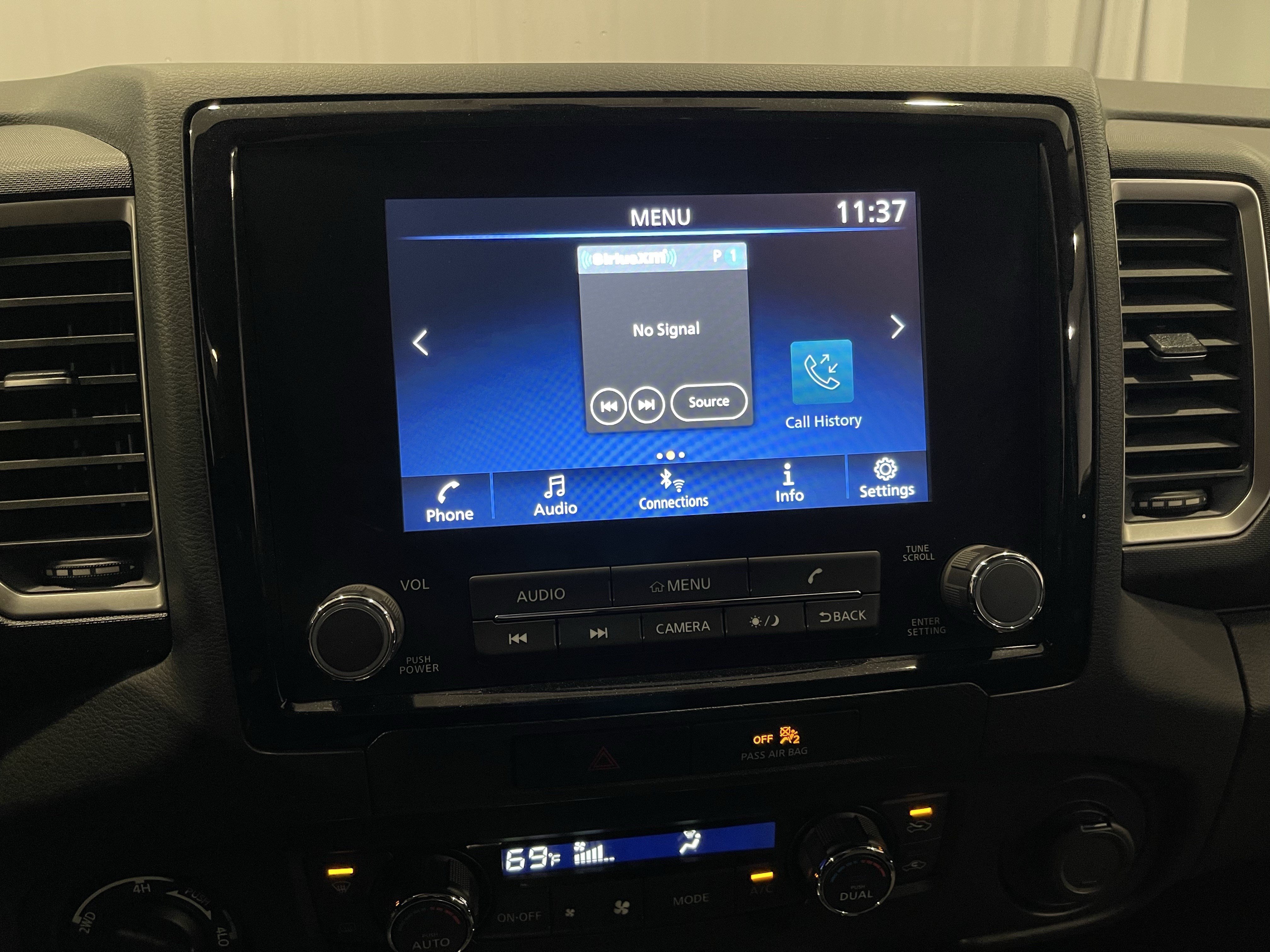 Used 2023 Nissan Frontier SV w/ SV Convenience Package AWD/4WD image 22