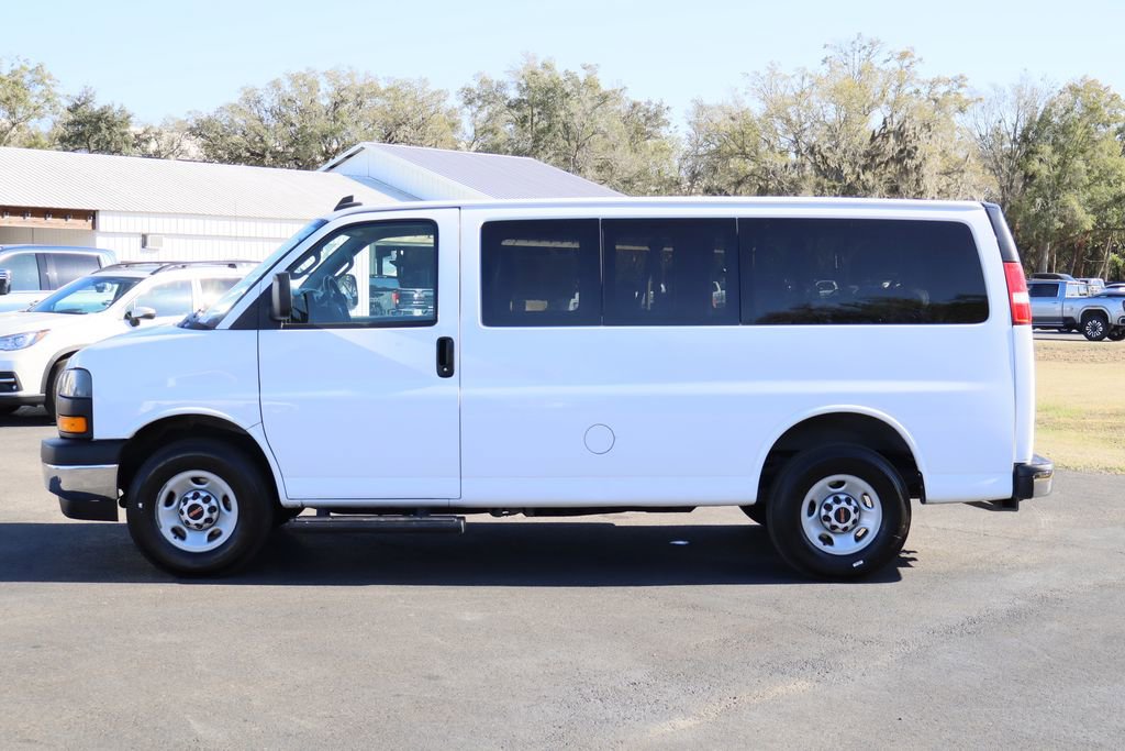 Used 2022 GMC Savana 3500 LS w/ Chrome Appearance Package image 5