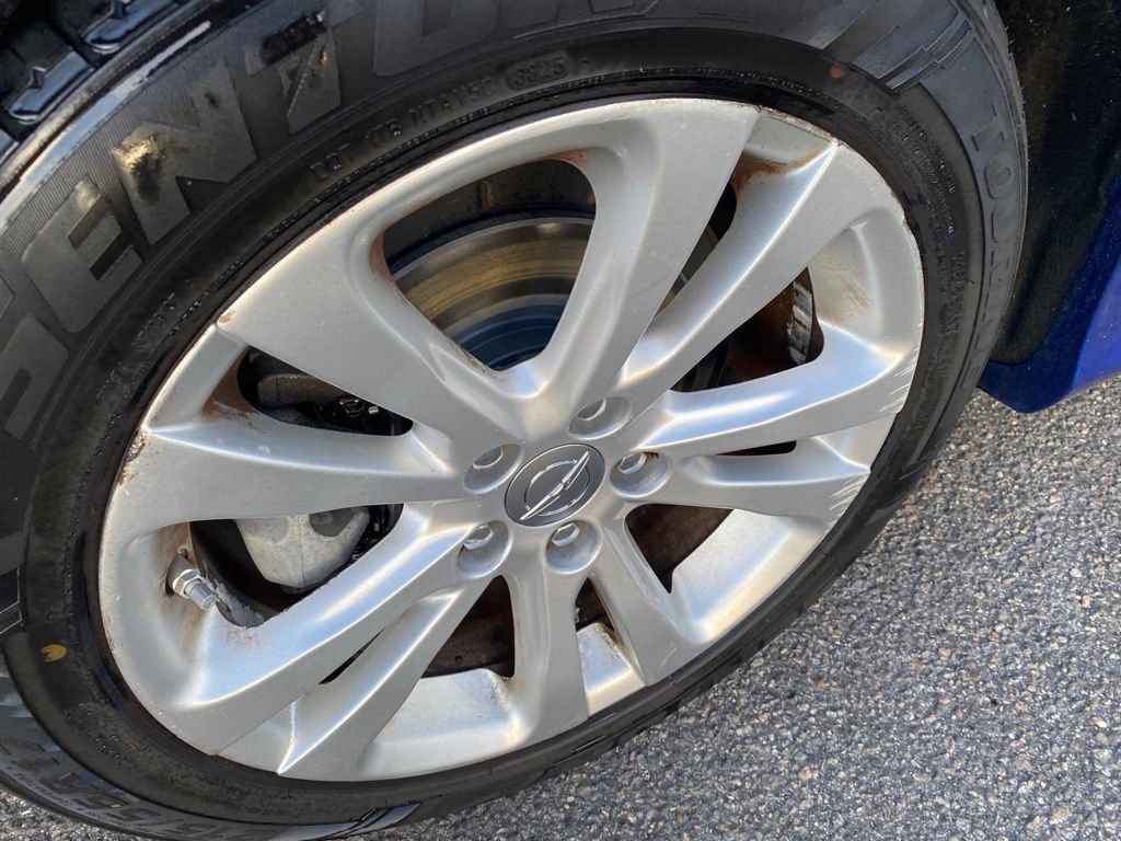 Used 2015 Chrysler 200 Limited w/ Convenience Group FWD image 18