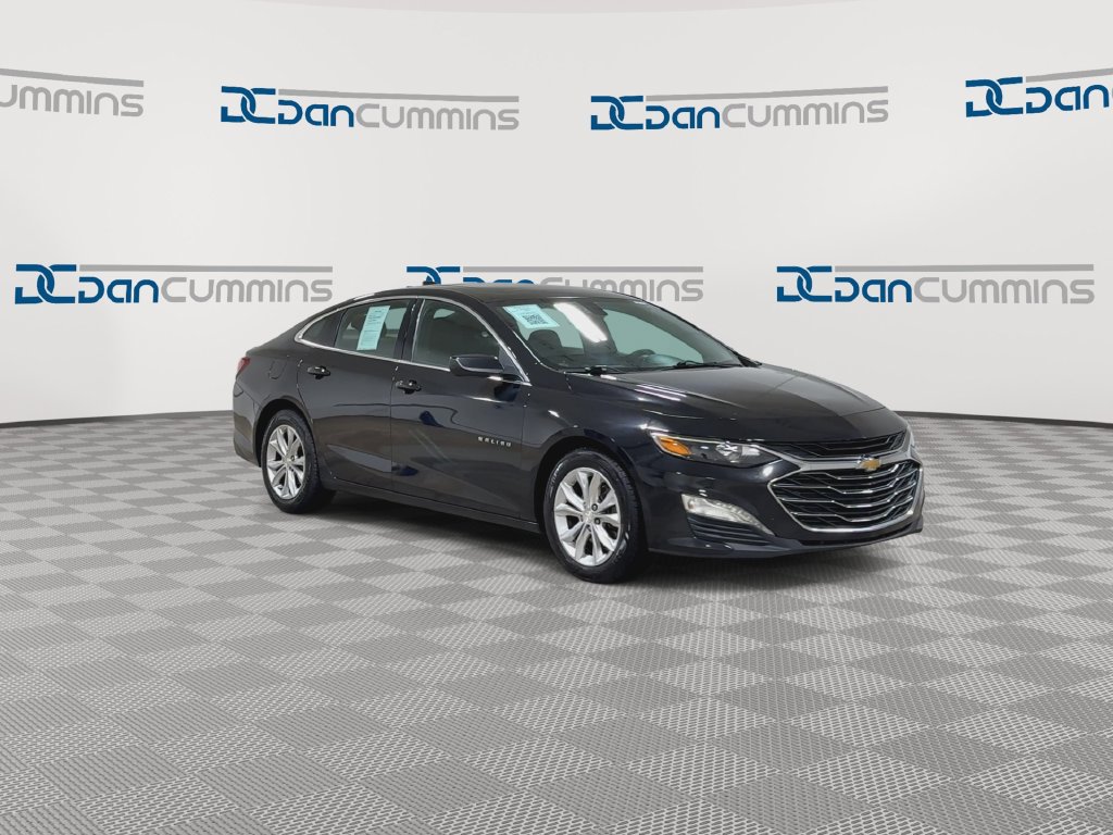 Used 2021 Chevrolet Malibu LT FWD image 2
