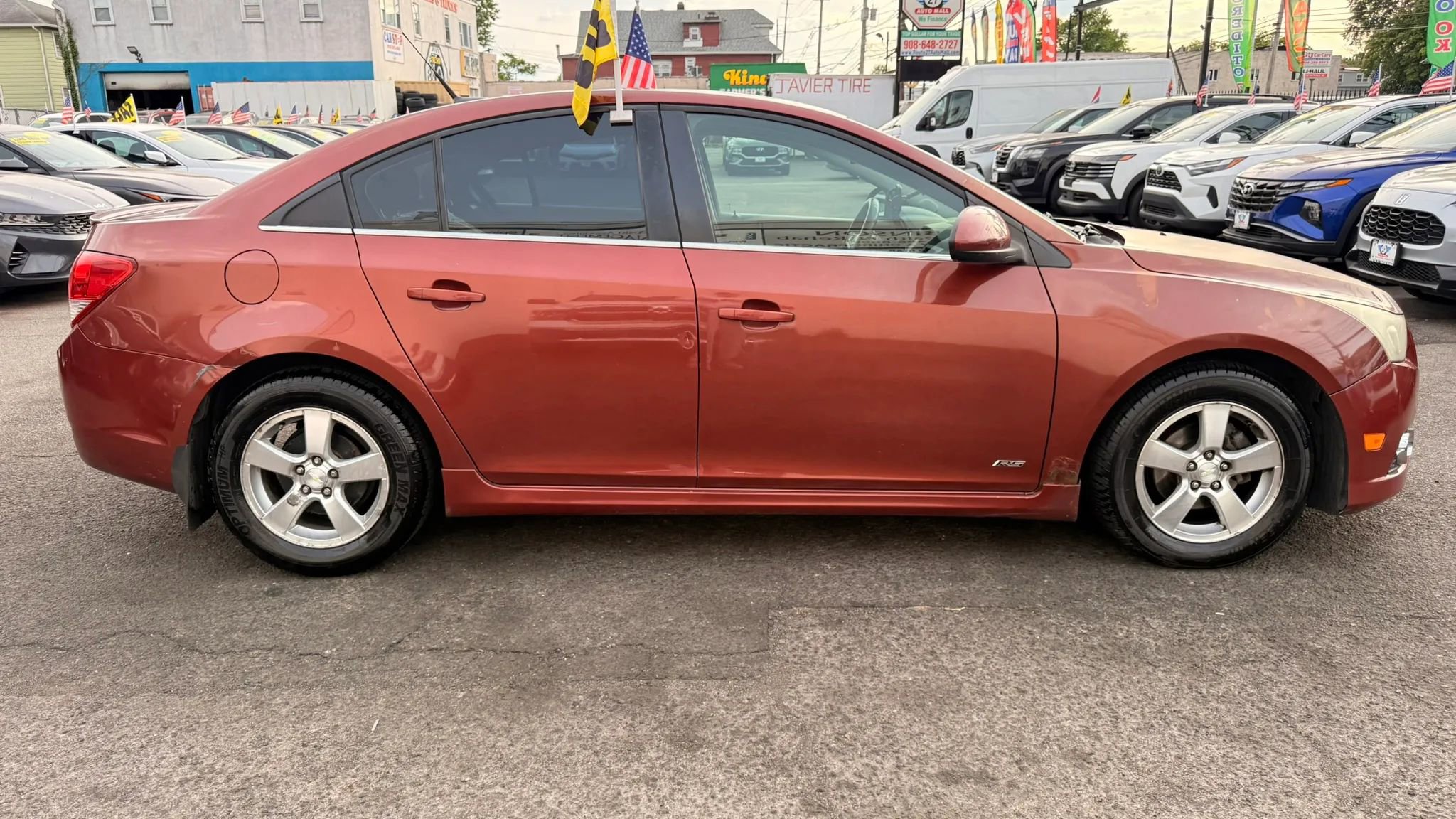 Used 2013 Chevrolet Cruze LT w/ All-Star Edition FWD image 11