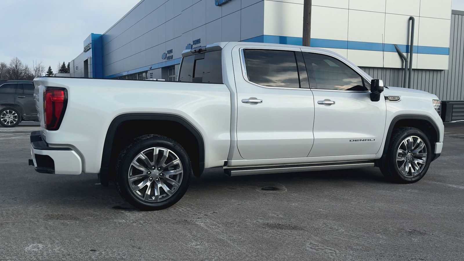 Certified 2023 GMC Sierra 1500 Denali image 2
