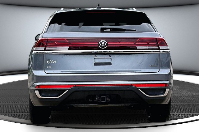 Used 2024 Volkswagen Atlas Cross Sport SE AWD/4WD image 5