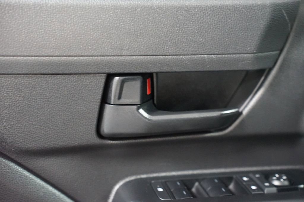 Certified 2024 Toyota Tacoma SR AWD/4WD image 31
