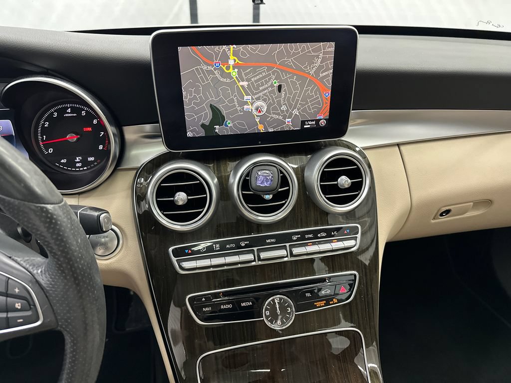Used 2016 Mercedes-Benz C 300 4MATIC Sedan image 28