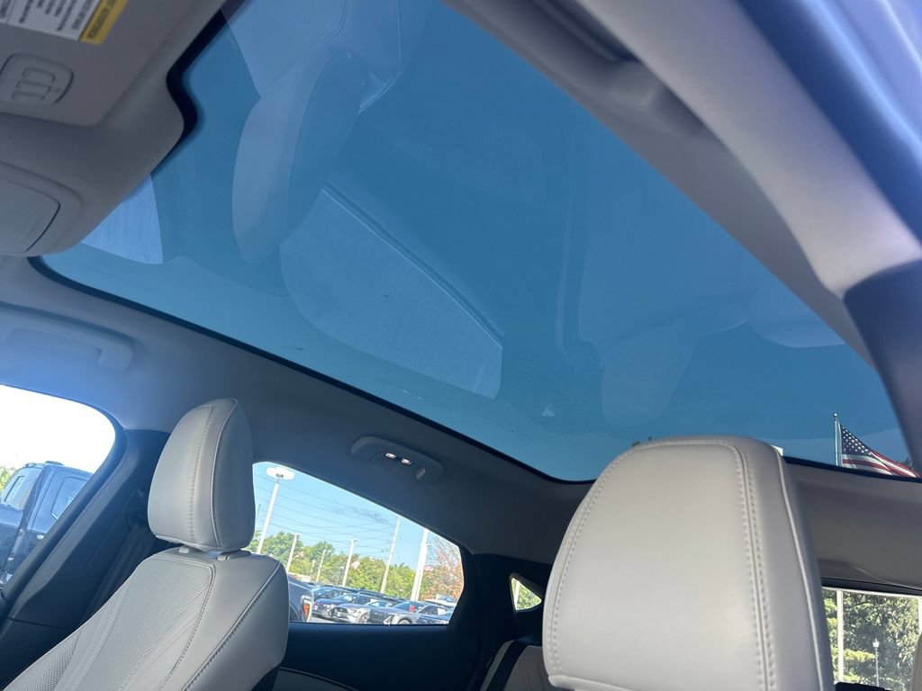 Used 2023 Ford Mustang Mach-E Premium AWD/4WD image 26