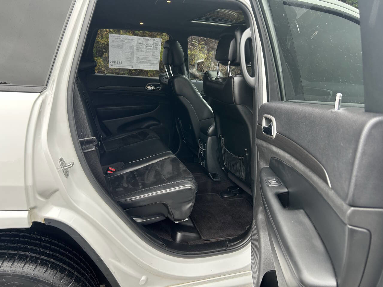 Used 2017 Jeep Grand Cherokee Altitude image 31