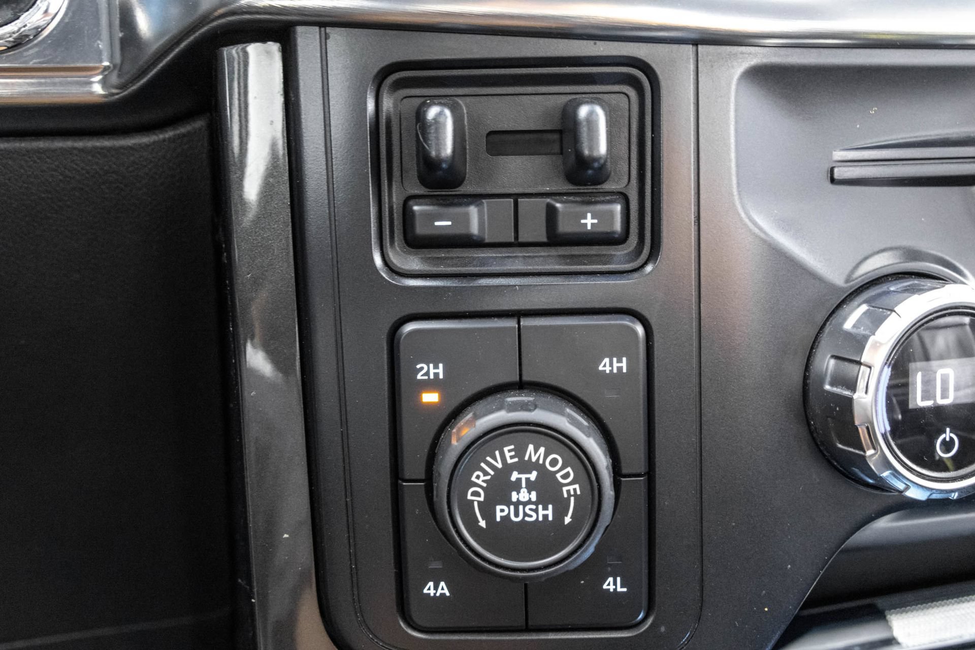 Used 2021 Ford F150 Lariat w/ Equipment Group 502A High AWD/4WD image 35