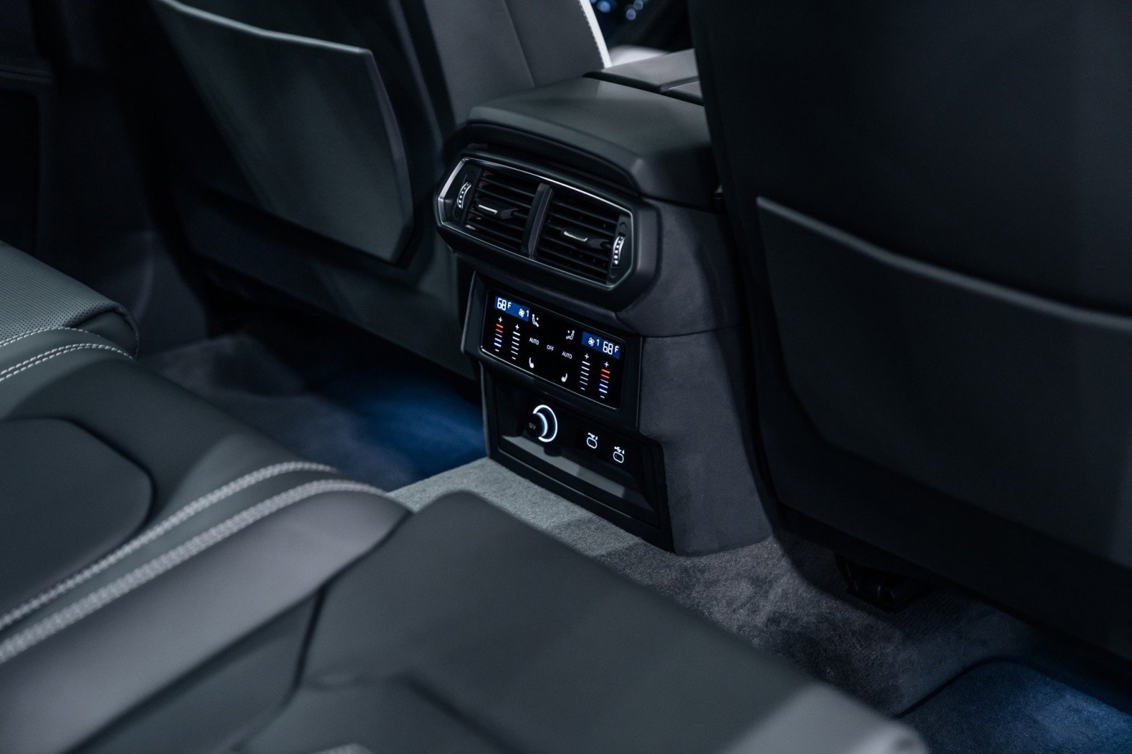 Used 2025 Lamborghini Urus SE image 23