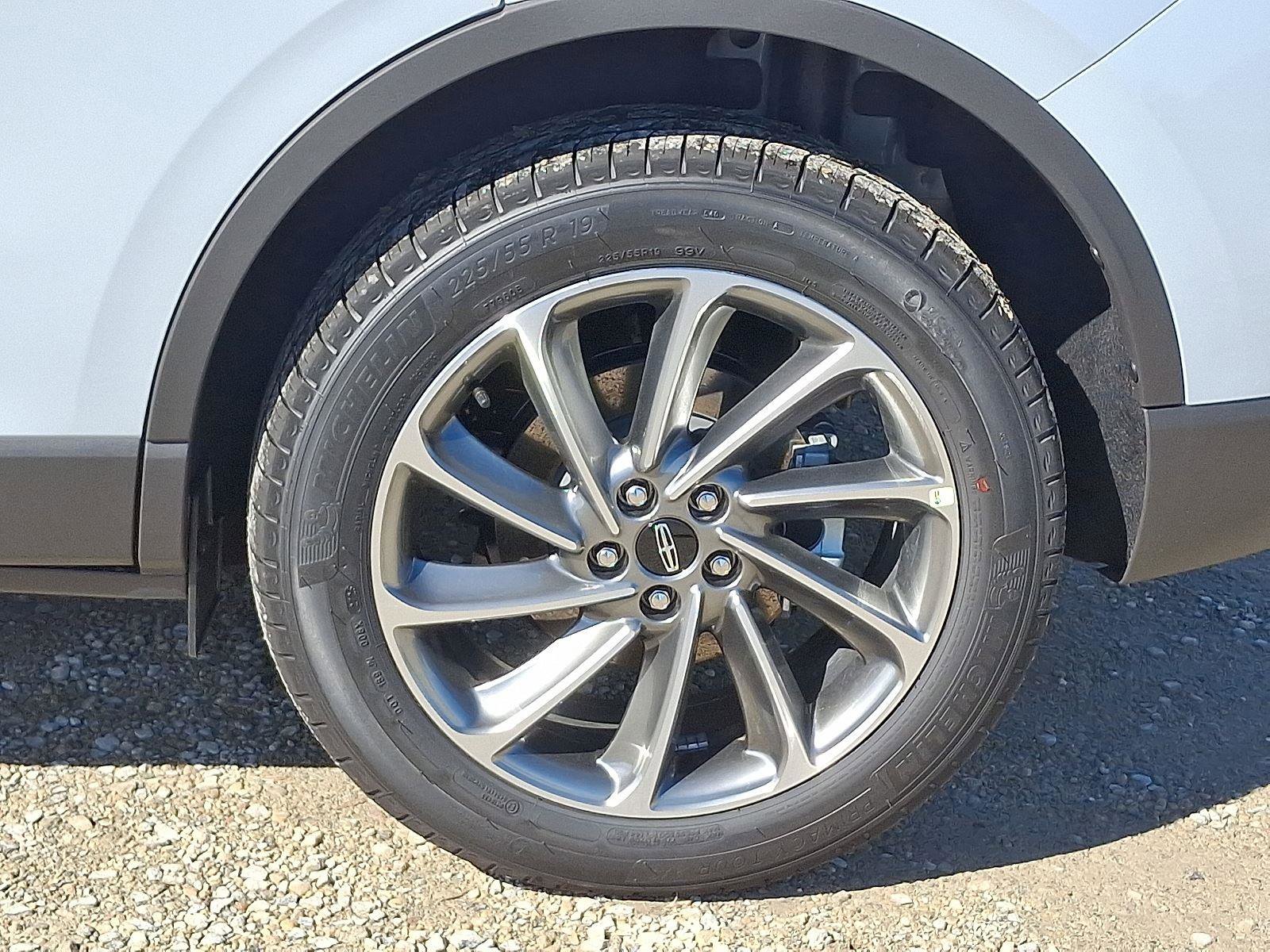 New 2026 Lincoln Corsair Premiere image 5