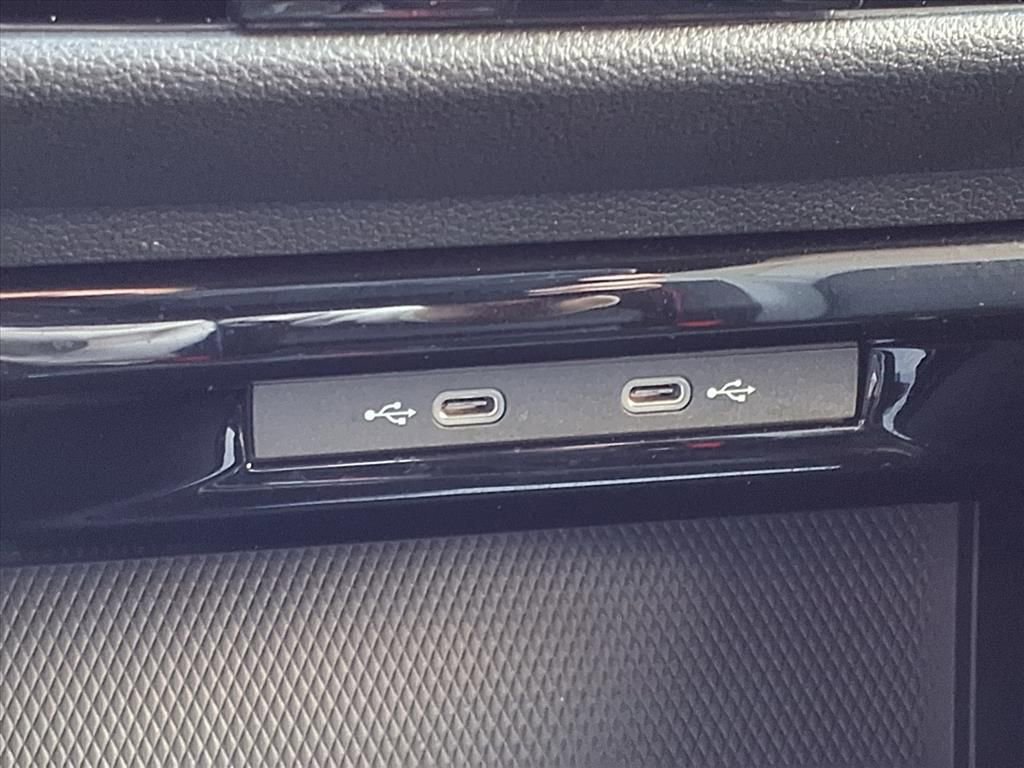 Used 2024 Volkswagen GTI Autobahn image 9