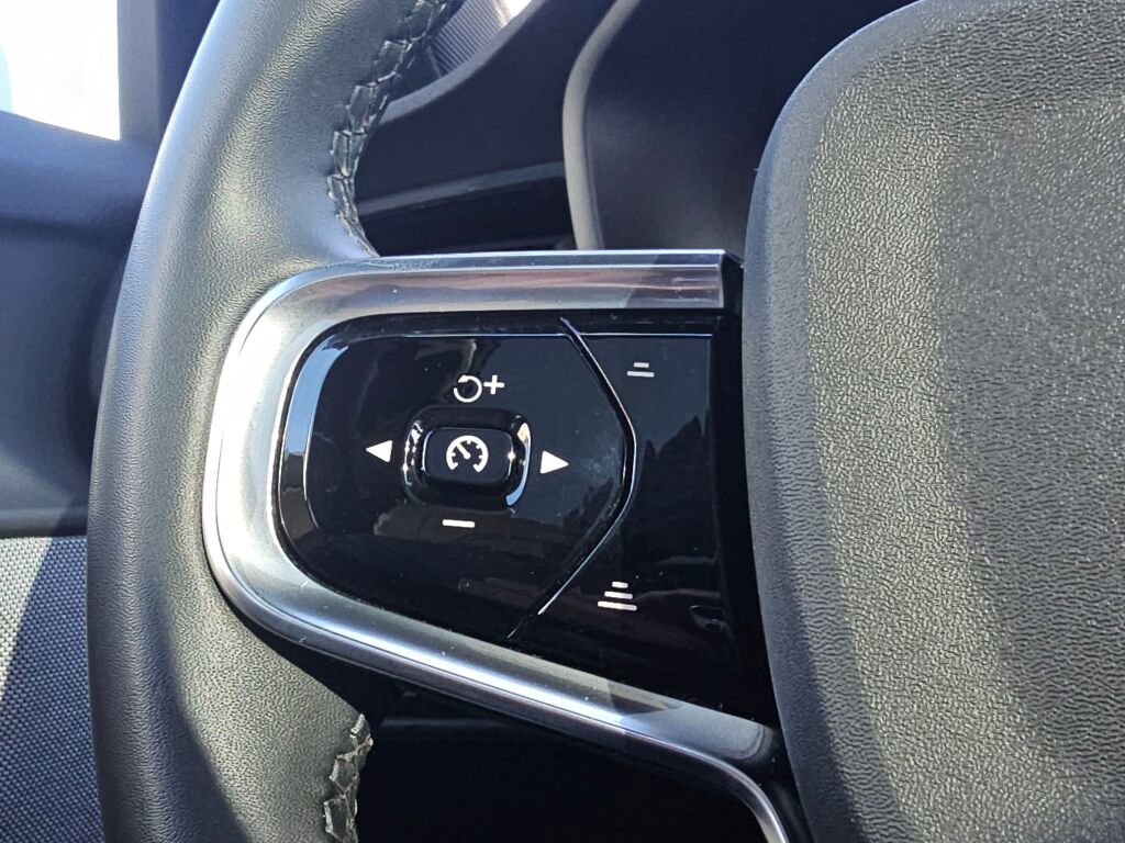 Used 2022 Polestar Polestar 2 w/ Plus Package image 36