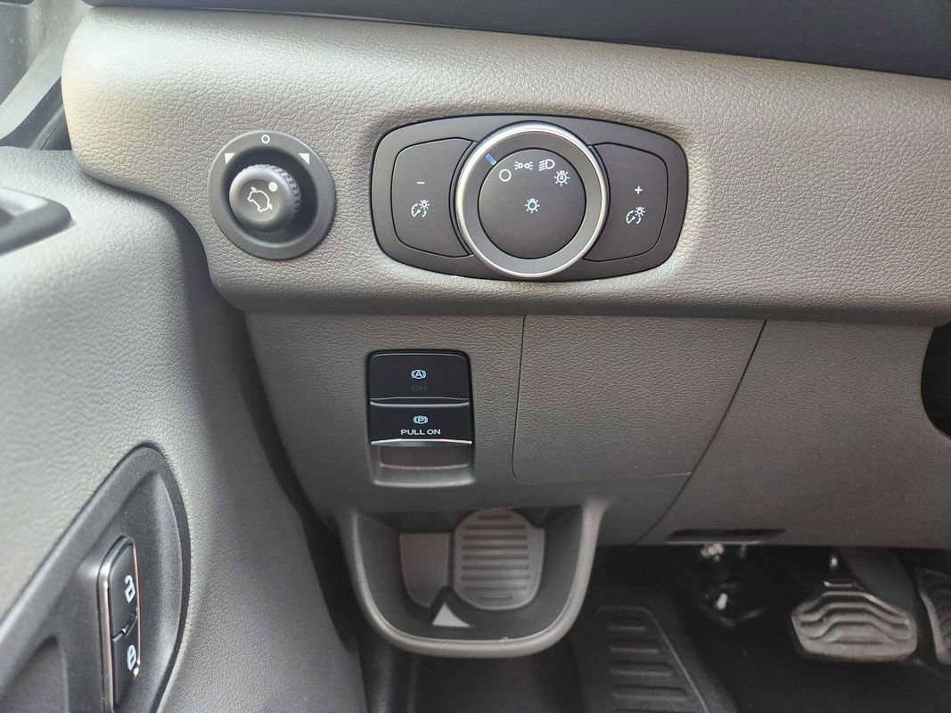 Used 2025 Ford Transit 250 148 Medium Roof Extended AWD image 37