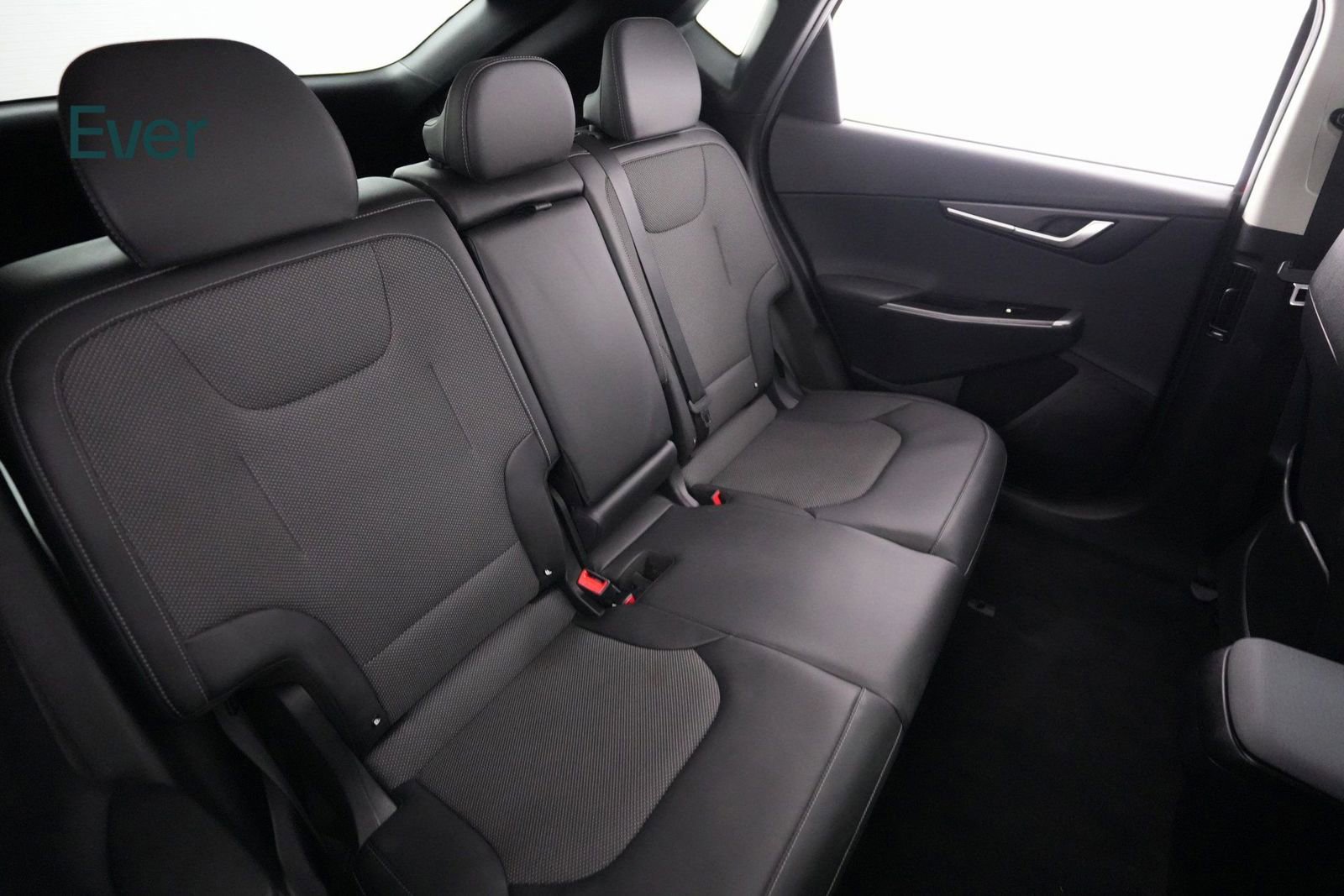 Used 2024 Kia EV6 Light image 9