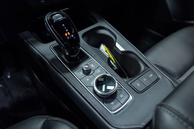 Used 2025 Cadillac XT4 Premium Luxury image 18