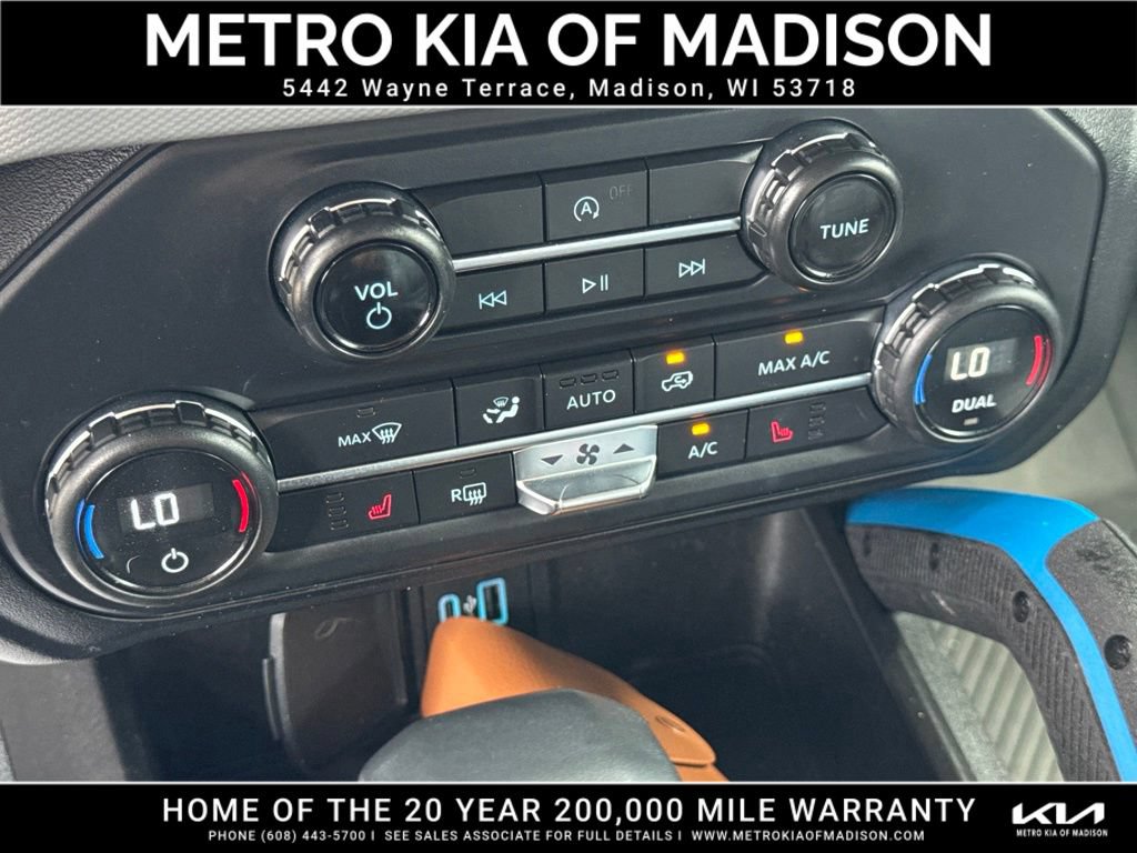 Used 2023 Ford Bronco Black Diamond AWD/4WD image 27