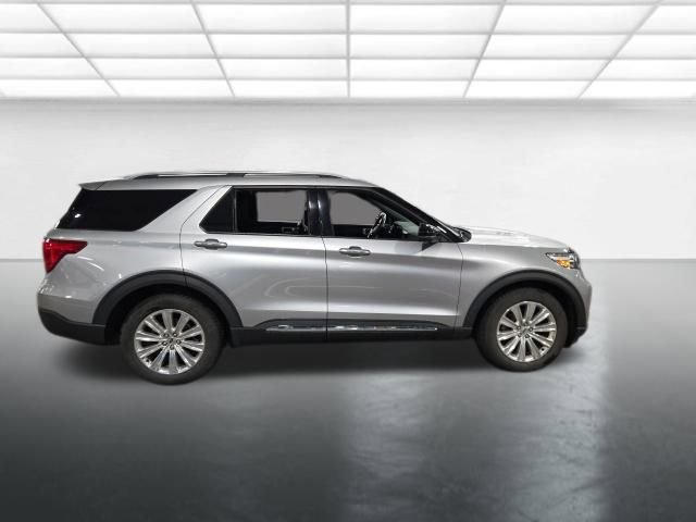 Used 2020 Ford Explorer Limited AWD/4WD image 3
