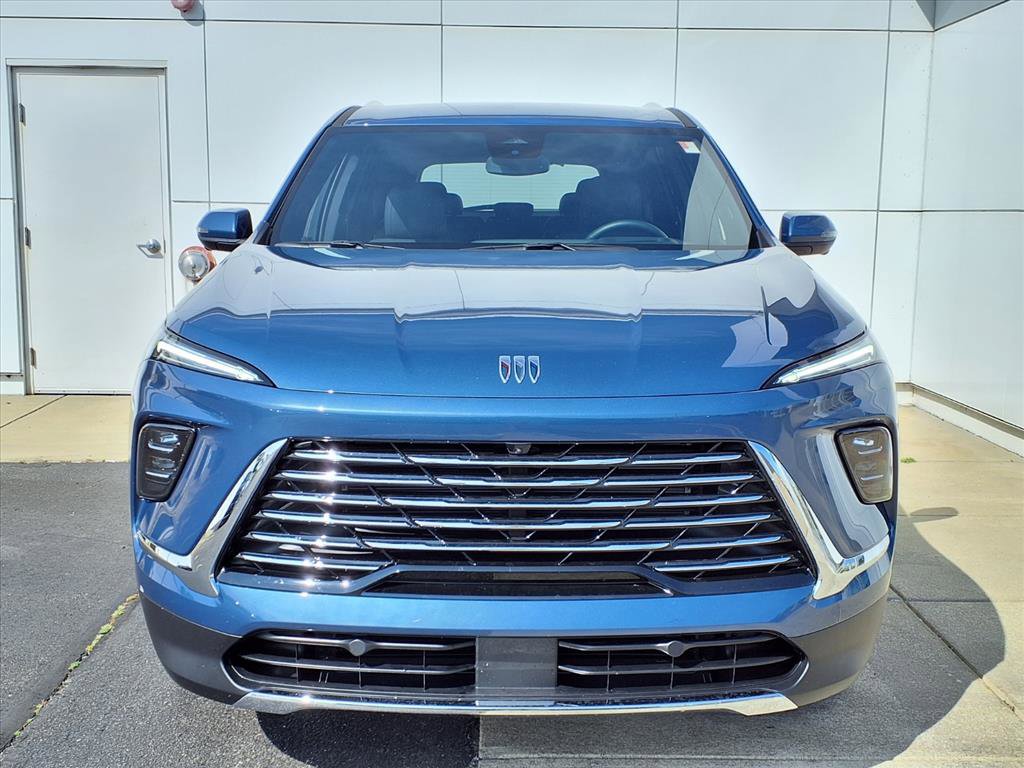 New 2025 Buick Enclave Preferred w/ Power Package image 2