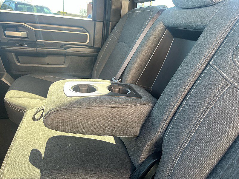 Used 2024 RAM 2500 Big Horn w/ Night Edition AWD/4WD image 21