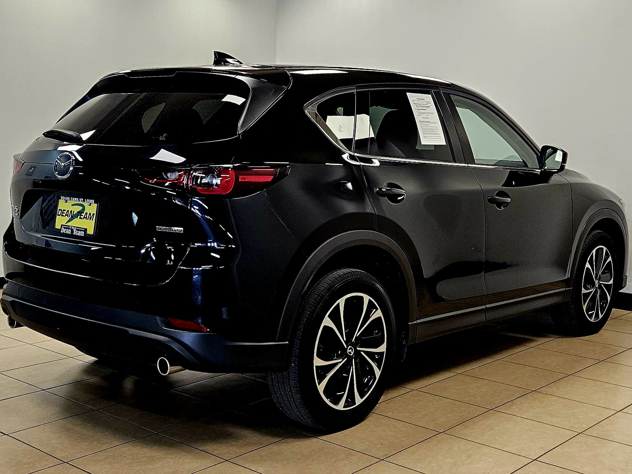 Used 2023 MAZDA CX-5 AWD 2.5 S w/ Premium Plus Pkg image 4