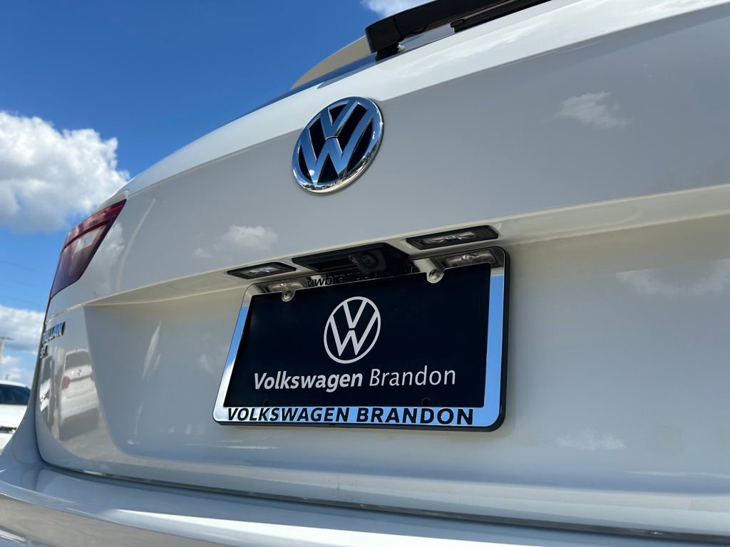 Used 2020 Volkswagen Tiguan SEL Premium R-Line AWD/4WD image 48