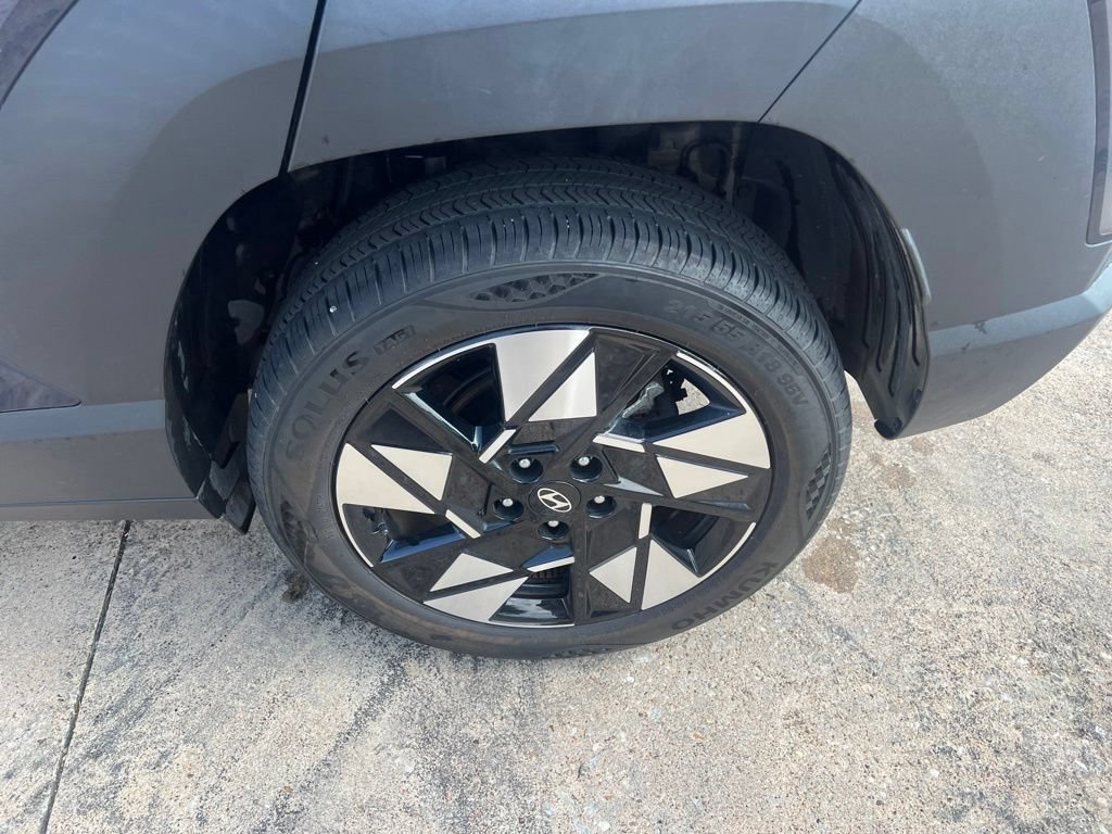 Used 2024 Hyundai Kona SEL AWD/4WD image 8