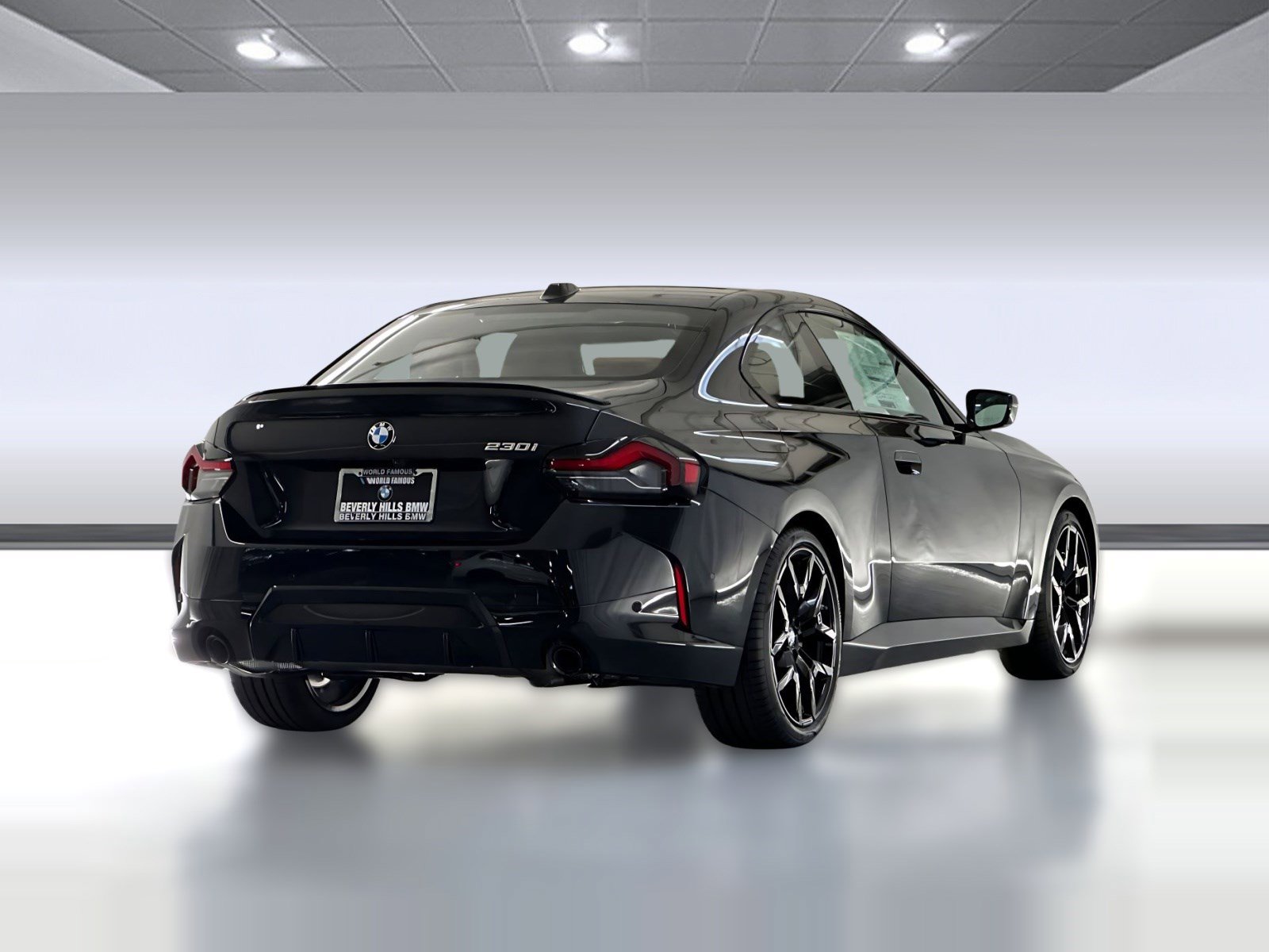 Used 2025 BMW 230i Coupe w/ M Sport Package image 7