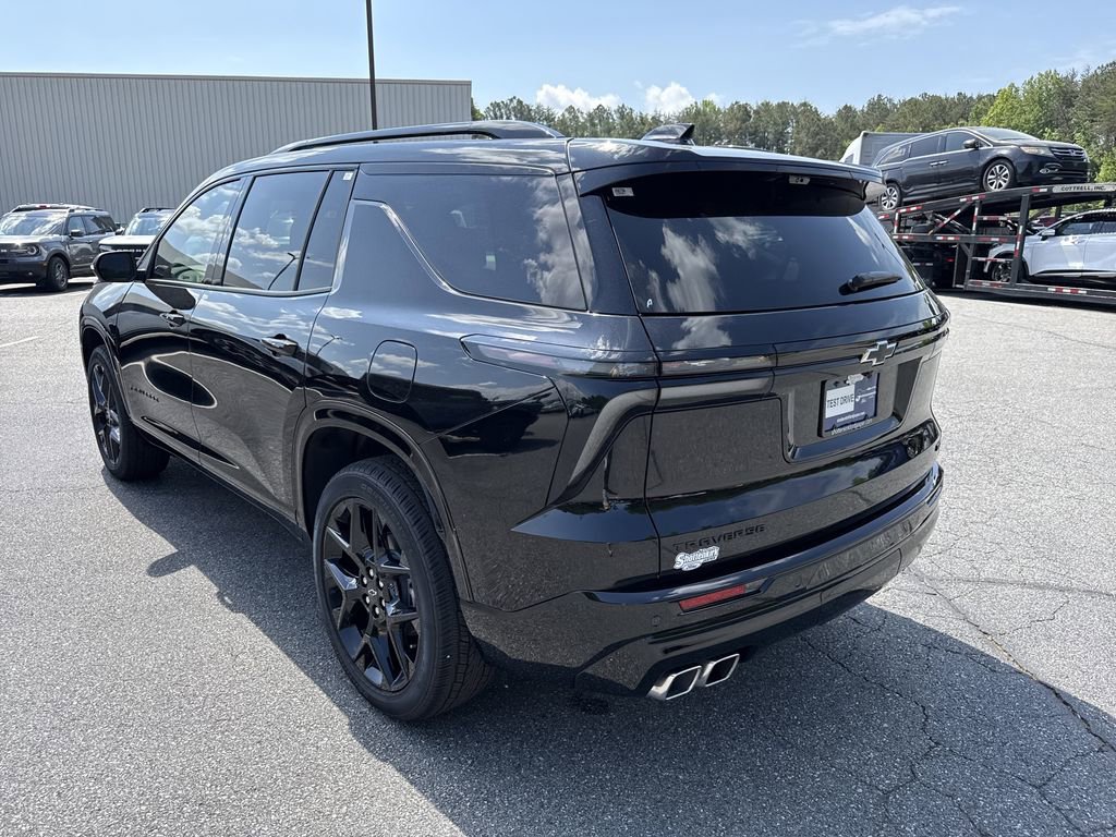 Used 2026 Chevrolet Traverse RS w/ LPO, Floor Liner Package FWD image 5