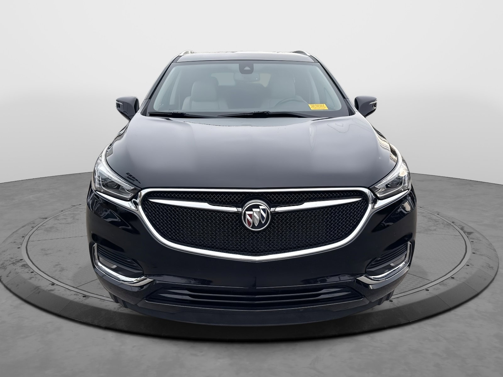 Used 2020 Buick Enclave Premium w/ LPO, Luxury Package image 2