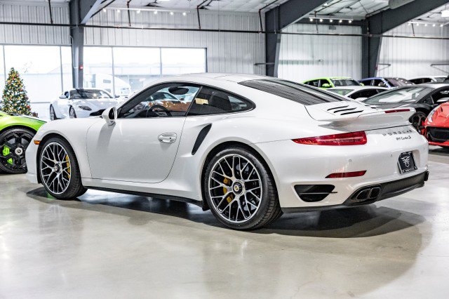 Used 2015 Porsche 911 Turbo S image 4