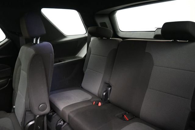 Used 2023 Chevrolet Traverse LT FWD image 20