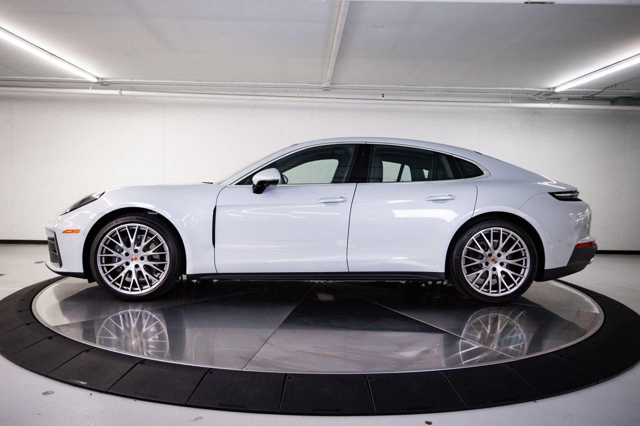 New 2026 Porsche Panamera 4 AWD/4WD image 11