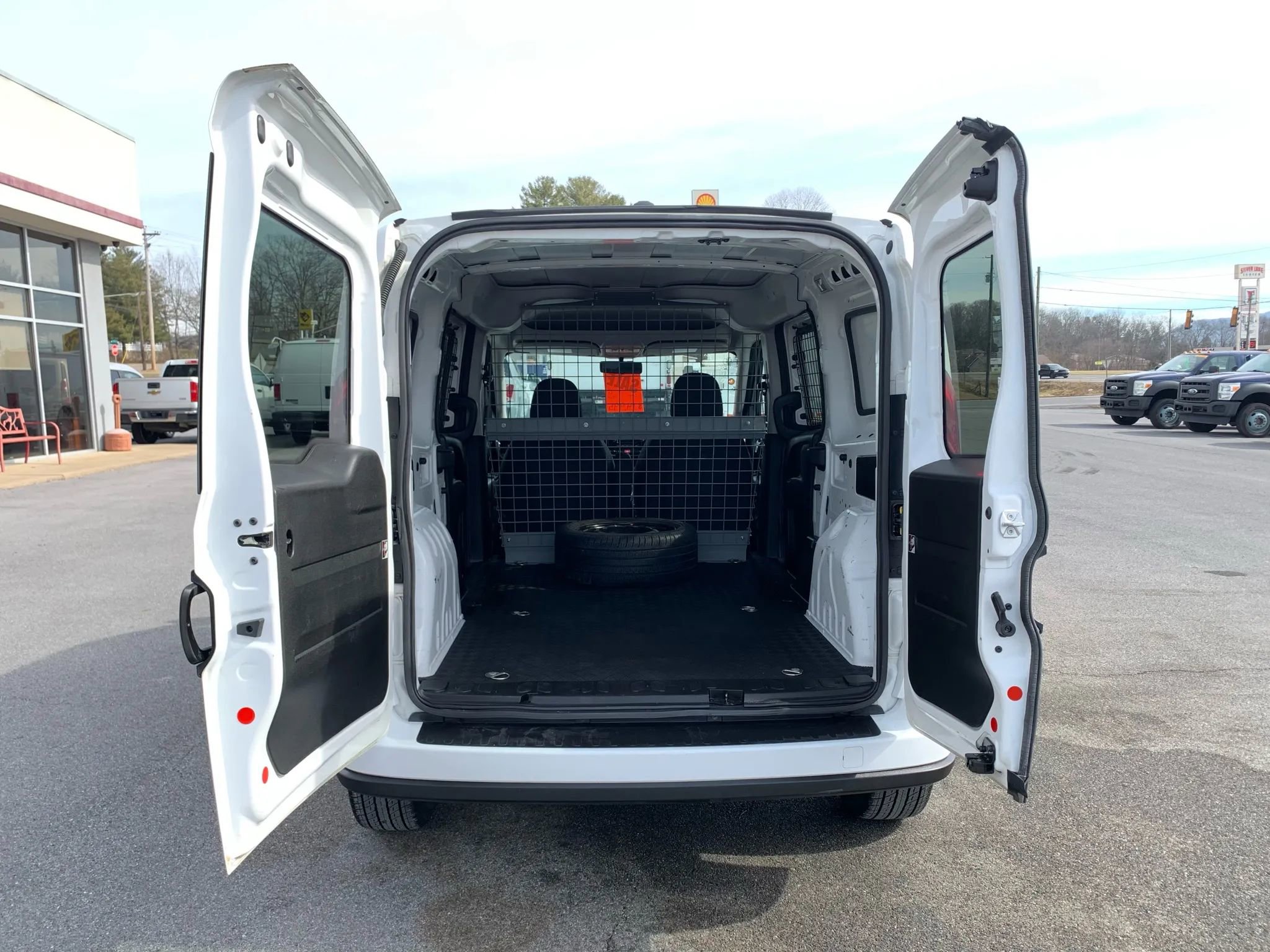 Used 2019 RAM ProMaster City Tradesman SLT FWD image 27