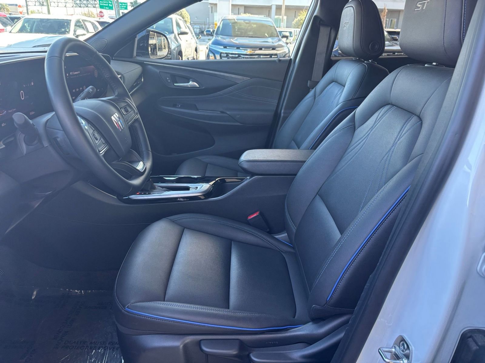 Used 2025 Buick Envista Sport Touring FWD image 29