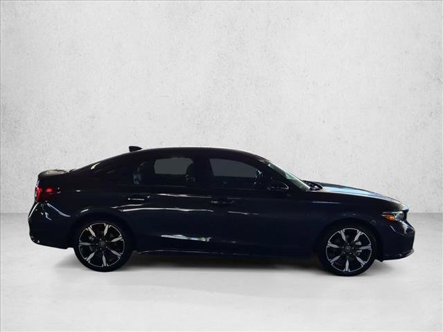 Used 2025 Honda Civic Sport Touring image 4