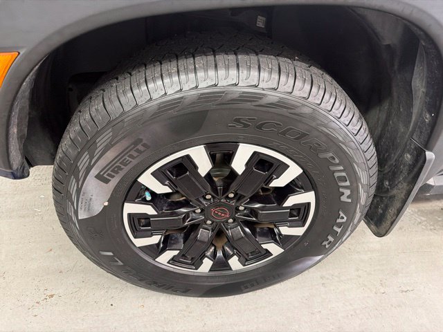 Used 2022 Nissan Frontier PRO-4X w/ Technology Package AWD/4WD image 25