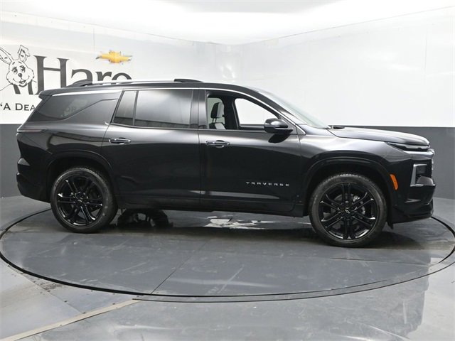 New 2025 Chevrolet Traverse High Country w/ LPO, Floor Liner Package image 1