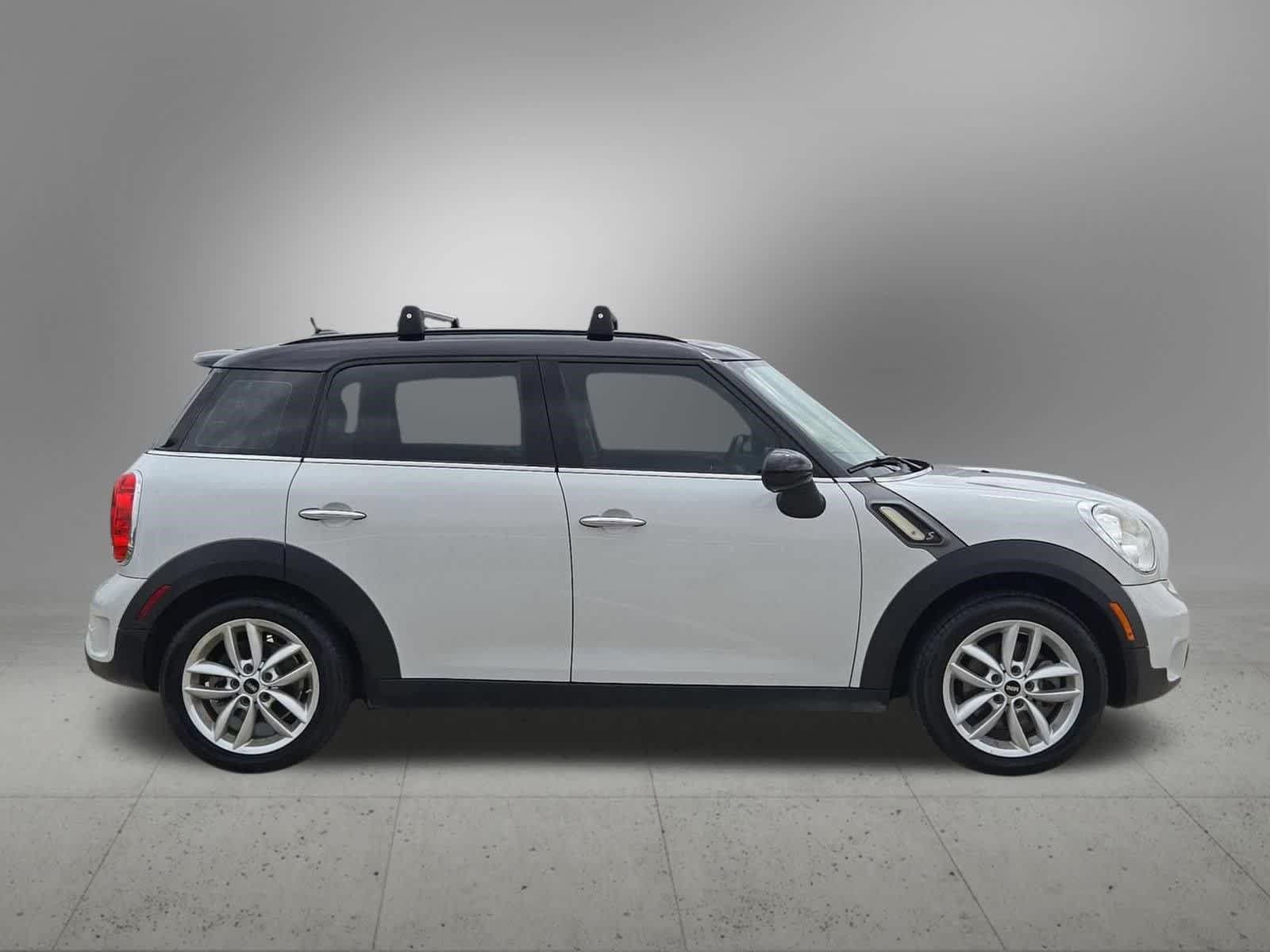 Used 2014 MINI Cooper Countryman S FWD image 7