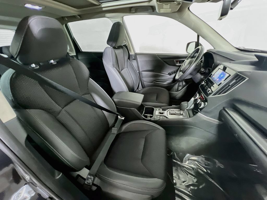 Used 2023 Subaru Forester Premium AWD/4WD image 25