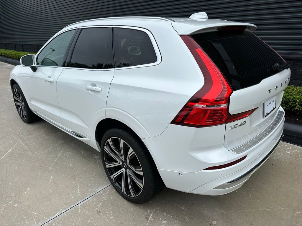 Used 2023 Volvo XC60 B5 Ultimate w/ Protection Package Premier image 3