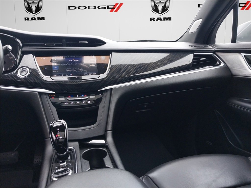 Used 2021 Cadillac XT6 Premium Luxury image 10