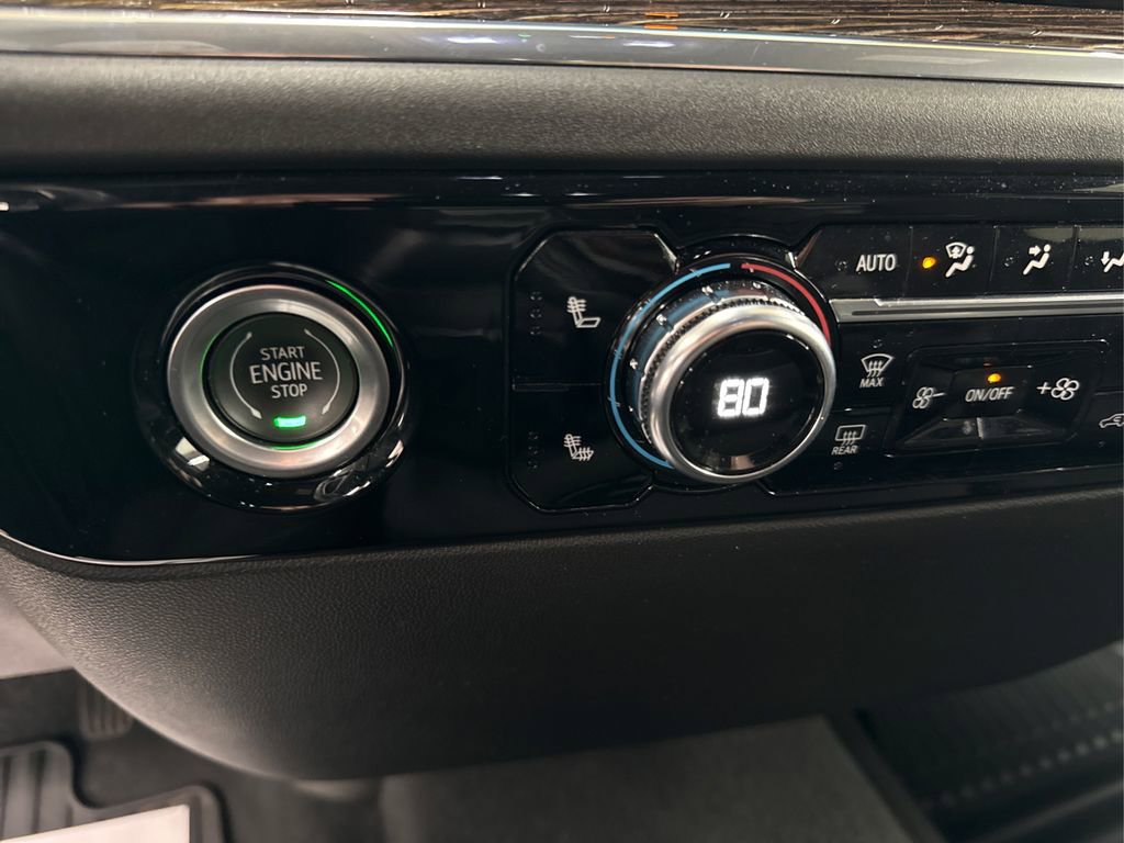 Used 2023 GMC Sierra 1500 Elevation image 34