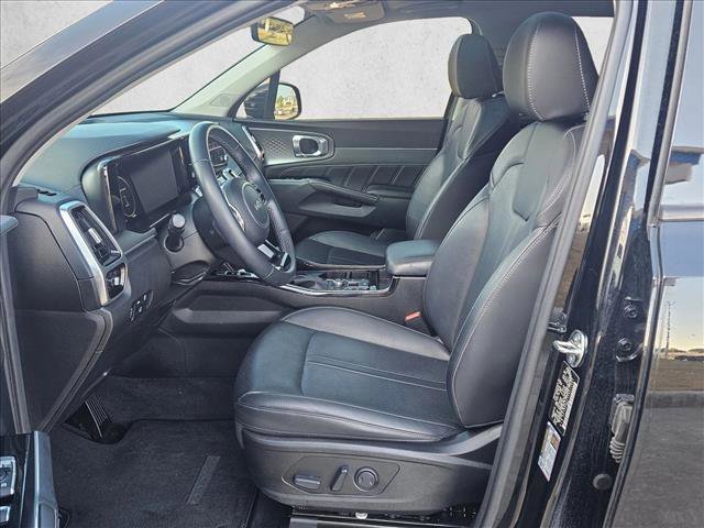Used 2023 Kia Sorento SX AWD/4WD image 17