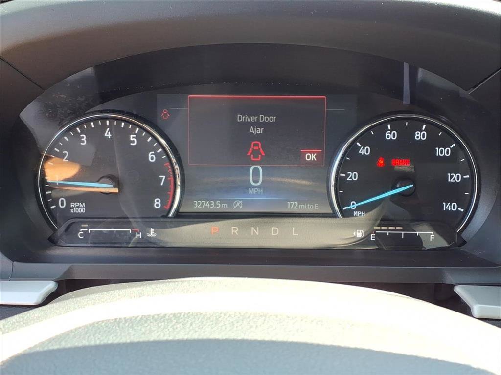 Used 2024 Ford Explorer XLT w/ Equipment Group 202A RWD image 14
