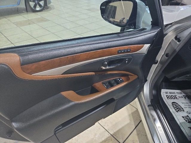 Used 2015 Lexus LS 460 L image 11